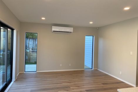 Photo of property in 24e Poinsettia Place, Henderson, Auckland, 0610