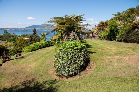 Photo of property in 5 Sylvia Place, Acacia Bay, Taupo, 3330