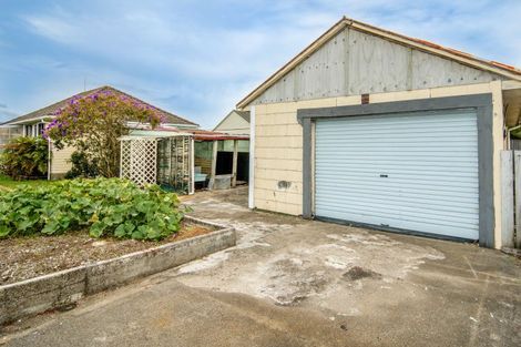 Photo of property in 62 Domett Street, Westport, 7825