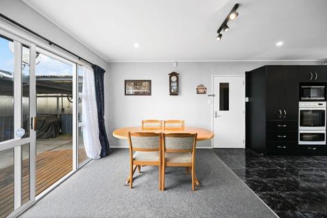 Photo of property in 113 Avalon Drive, Nawton, Hamilton, 3200