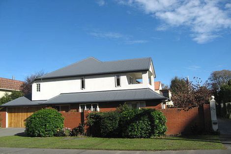 Photo of property in 21 Bryndwr Road, Fendalton, Christchurch, 8052