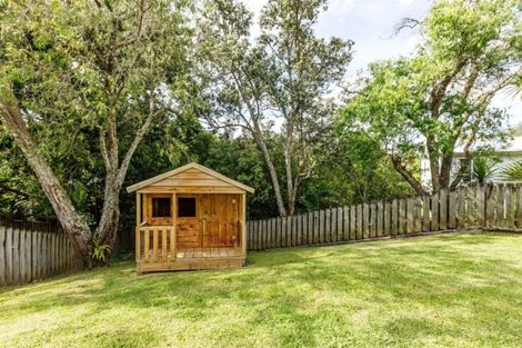 Photo of property in 34 Freya Place, Torbay, Auckland, 0630