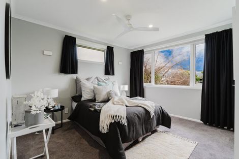 Photo of property in 21 Augustus Street, Carterton, 5713