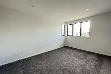 Photo of property in 18 Hea Road, Hobsonville, Auckland, 0616