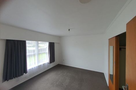 Photo of property in 2/28 Windy Ridge Road, Glenfield, Auckland, 0629