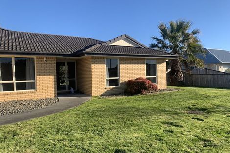 Photo of property in 10 Madison Street, Cambridge, 3434