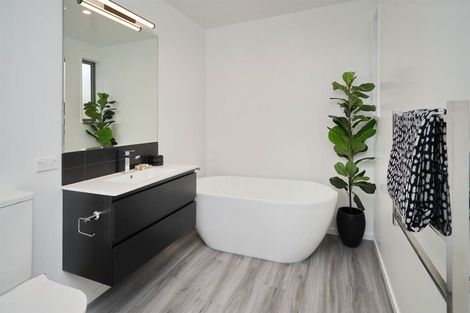 Photo of property in 7 Henshaw Street, Woodend, 7610