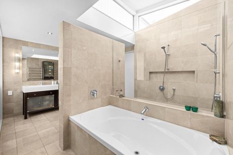 Photo of property in 119 Te Mata Peak Road, Havelock North, 4130