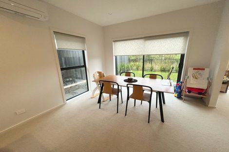 Photo of property in 42 Koreke Close, Kenepuru, Porirua, 5022