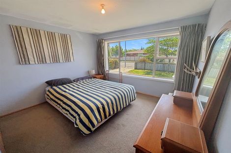 Photo of property in 33 Boston Avenue, Hornby, Christchurch, 8042