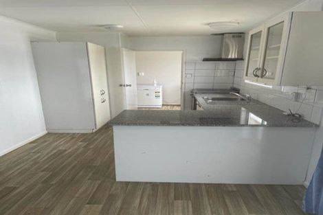 Photo of property in 137 Mahia Road, Wattle Downs, Auckland, 2103