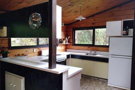 Photo of property in 6a Hine Road, Wainuiomata, Lower Hutt, 5014