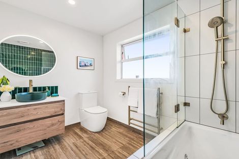 Photo of property in 44 Russley Road, Russley, Christchurch, 8042
