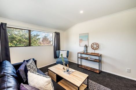 Photo of property in 3 Dennis Grove, Paraparaumu Beach, Paraparaumu, 5032