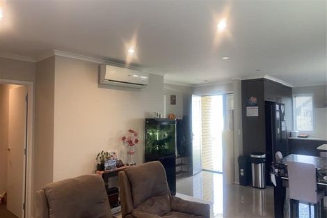 Photo of property in 12 Teatree Close, Huntington, Hamilton, 3210