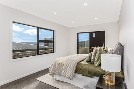 Photo of property in 1 Trysail Place, Whitby, Porirua, 5024