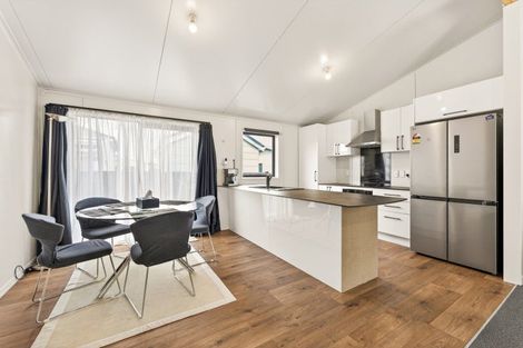 Photo of property in 4 Matipo Street, Tokomaru, 4474