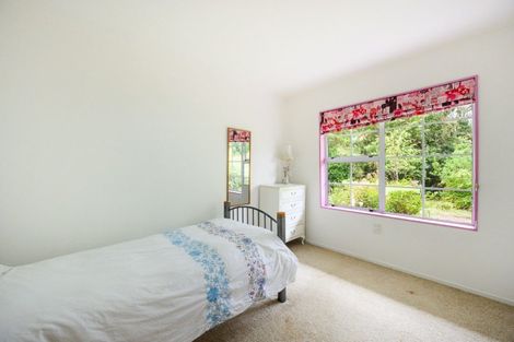 Photo of property in 210 Old West Road, Turitea, Palmerston North, 4472