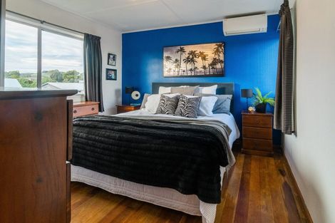 Photo of property in 292 Clifton Road, Te Awanga, 4102