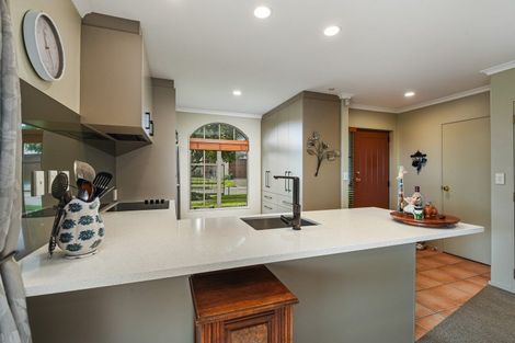 Photo of property in 285unit Vaughan Road, Owhata, Rotorua, 3010