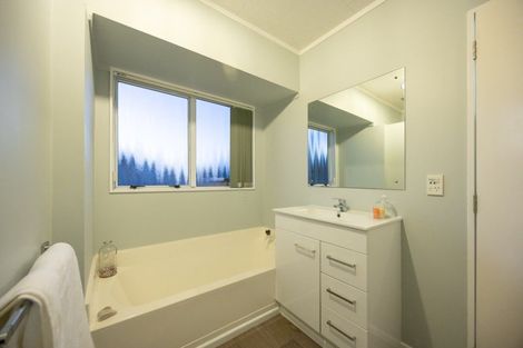 Photo of property in 4 Emmerdale Mews, Highbury, Palmerston North, 4412