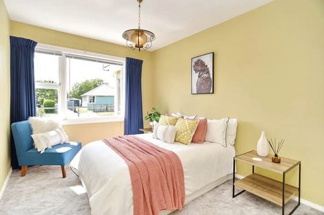 Photo of property in 17 Bateman Avenue, Bryndwr, Christchurch, 8053