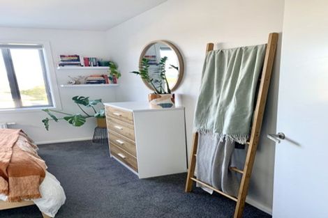 Photo of property in 27u2 Whaui Street, Vogeltown, Wellington, 6021