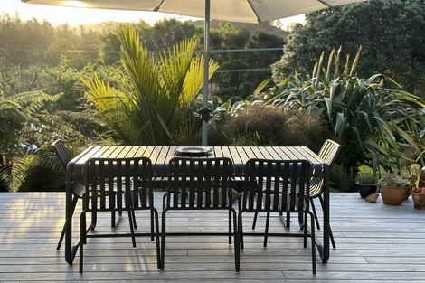 Photo of property in 70 Driving Creek Road, Coromandel, 3506