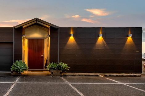 Photo of property in 368a Devon Street West, Lynmouth, New Plymouth, 4310