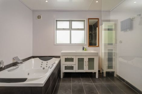 Photo of property in 50 Main Rd Havelock, Havelock, 7100
