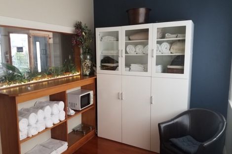 Photo of property in 128 Wilsons Road, Saint Martins, Christchurch, 8022