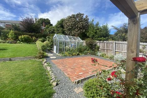 Photo of property in 34 Grandview Crescent, Opoho, Dunedin, 9010