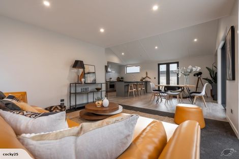 Photo of property in 40 Mount Creighton Crescent, Wanaka, 9305