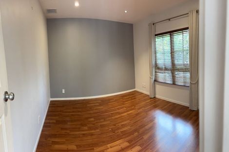 Photo of property in 7 Orinda Close, Botany Downs, Auckland, 2010