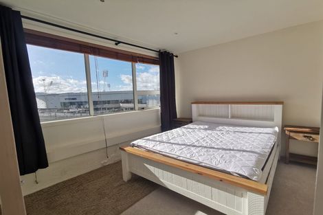 Photo of property in Stadium Garden Flats, 309/107 Thorndon Quay, Pipitea, Wellington, 6011