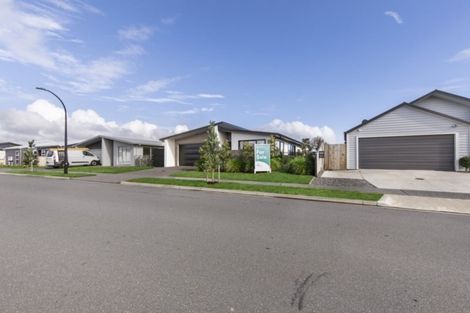 Photo of property in 6 Franks Way, Papamoa Beach, Papamoa, 3118