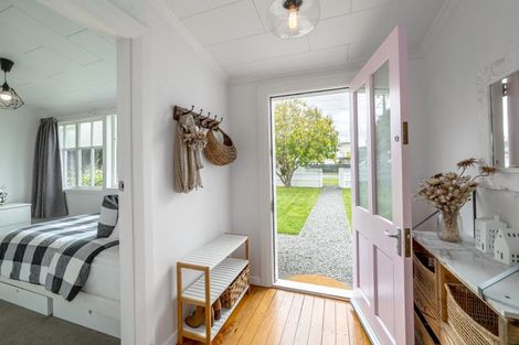 Photo of property in 30 Augustus Street, Carterton, 5713