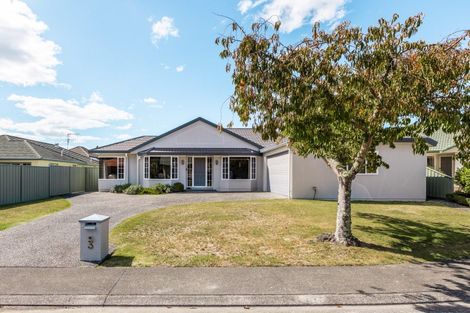 Photo of property in 3 Dules Walk, Taradale, Napier, 4112
