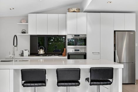 Photo of property in 1/6 Fenwick Avenue, Milford, Auckland, 0620