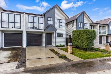 Photo of property in 17 Irving Place, Hobsonville, Auckland, 0616