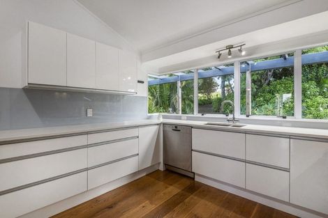 Photo of property in 12 Whitehills Road, Waitoki, Silverdale, 0994