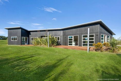 Photo of property in 3 Mowhia Grove, Waitarere, Levin, 5510
