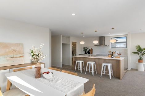 Photo of property in 271 Te Okuroa Drive, Papamoa, 3118