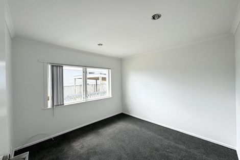 Photo of property in 79 Stanley Road, Glenfield, Auckland, 0629