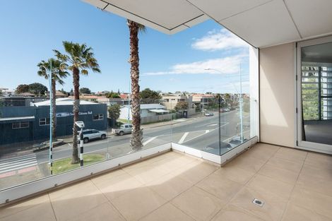 Photo of property in 204/332 Maunganui Road, Mount Maunganui, 3116