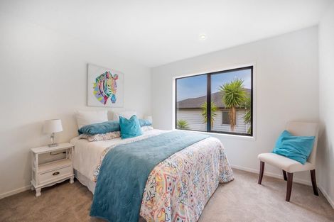 Photo of property in 4/5 Marsh Avenue, Forrest Hill, Auckland, 0620