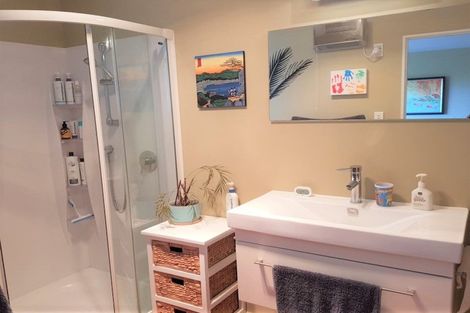 Photo of property in 1 Nebraska Way, Brooklyn, Wellington, 6021