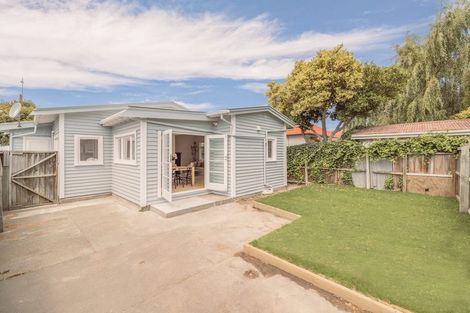 Photo of property in 92 Radley Street, Woolston, Christchurch, 8023