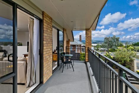 Photo of property in 1a James Laurie Street, Henderson, Auckland, 0612