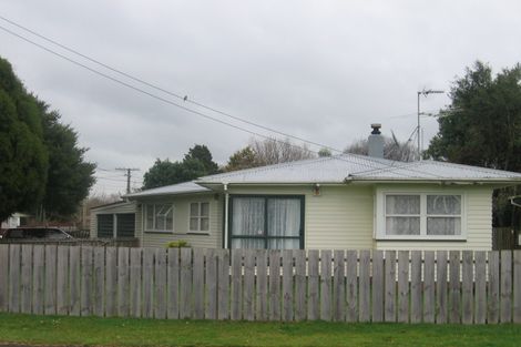 Photo of property in 93 Marne Road, Papakura, 2110